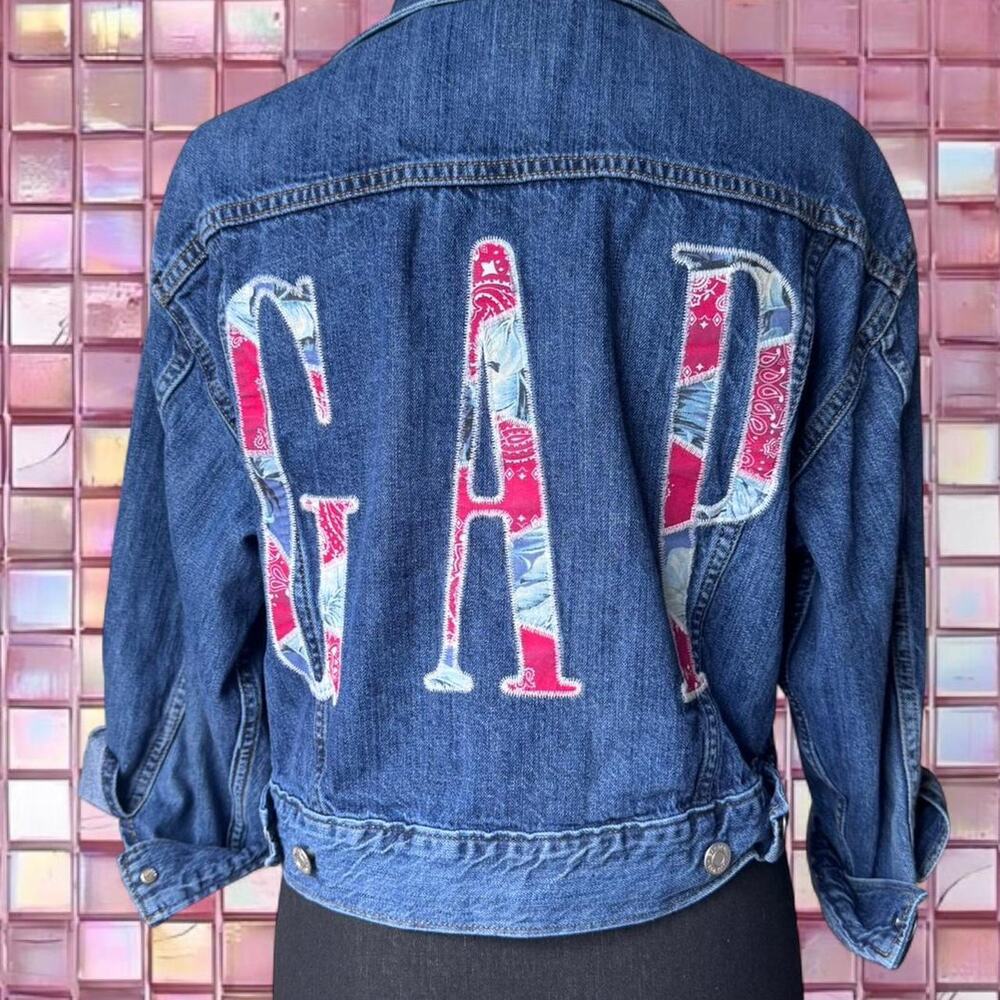 Vintage gap patterned denim jacket